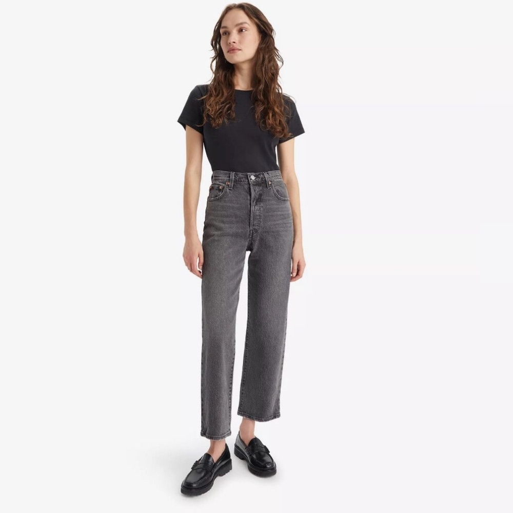 Levi’s Ribcage Straight Ankle Jeans Washed Black High Rise Size 26